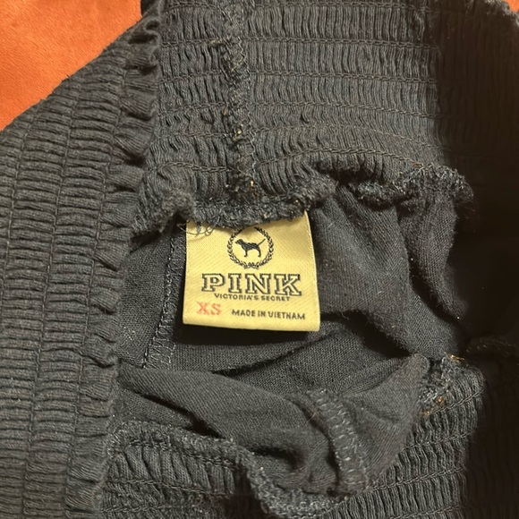 Smocked Waist Shorts with pockets - Picture 3 of 3